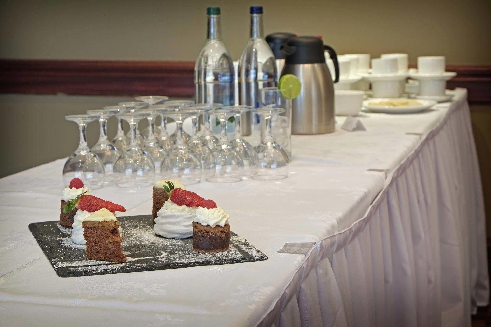 Dean Park Hotel カーコーディ エクステリア 写真